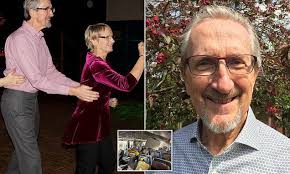 Seriously-injured wife of Singapore Airlines victim has been told he died  when Boeing 777 hit turbulence at 37,000 feet