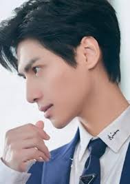 Fan Casting Luo Yunxi as Carpenter in The Good Person of Setzuan