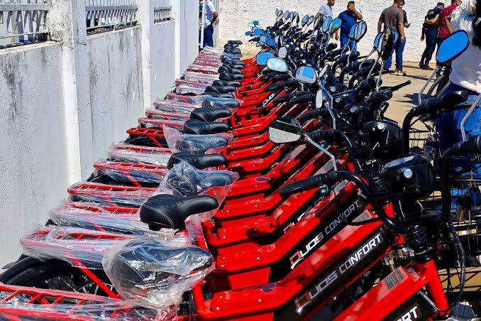 Conhecida como 'cidade das bicicletas', C&aacute;ceres compra modelos el&eacute;tricos para atua&ccedil;&atilde;o contra a dengue