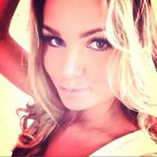 Amanda Hagg's Instagram, Twitter & Facebook