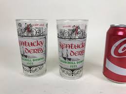 Vähän kuten freeway, premium ja euroshopper täällä. Pair Of Vintage 1973 Kentucky Derby Churchill Downs Glasses With Winners Listed Of Previos Years