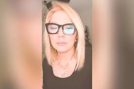 Laurie Sapp (@bebeautifullyflawed) • Instagram photos and videos