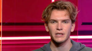 C'est une chose que j'appréhendais…” : Louis (Star Academy) se confie en  direct du château sur les autres candidats de l'émission