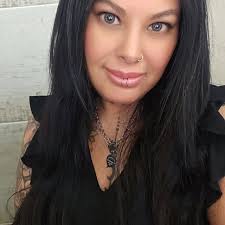 Roxanne Barrera-Salinas (@tortured_gorgeous) • Instagram photos and videos