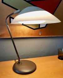 Gerald thurston table lamp, circa 1955 back to catalog. Vintage Gerald Thurston For Lightolier Saucer Table Lamp Circa