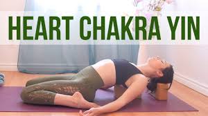 Heart Chakra Yin Yoga For Love Compassion 30 Min Yin Yoga Vinyasa Flow Yoga Chakra Yoga