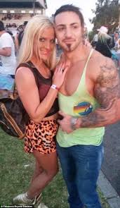 Geoffery edelsten and brynne edelsten are 40 years apart. Brynne Edelsten Shows Some Skin In Her Festival Attire With Boy Toy Red Ra At Stereosonic Daily Mail Online