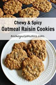 The Most Amazing Chewy And Spicy Oatmeal Raisin Cookies Best Crafts And Recipes Raisin Cookies Oatmeal Raisin Oatmeal Raisin Cookies