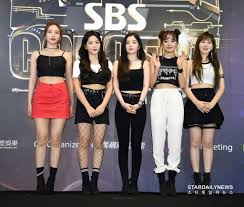 On march 11, 2015, yeri joined the group. Here S Just How Swole The Red Velvet Members Really Are Kissasian