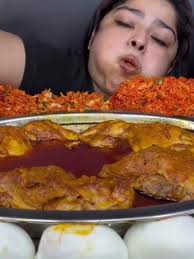 foodie gurll 🌮🍜🍤