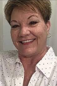 Debra Essary's Instagram, Twitter & Facebook