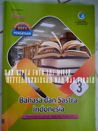 01 kunci jawaban bahasa indonesia kelas 12 copy. Lks Bahasa Dan Sastra Indonesia Kelas 12 Xii Sma Ma Smtr 1 2 K13 Rev 2018 Kharisma Eri D A Lazada Indonesia
