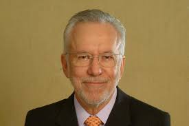 De acordo com o diretor de jornalismo da emissora, decisão foi tomada pelo próprio jornalista. Alexandre Garcia Deixa A Globo Gzh
