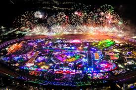 Las vegas will celebrate our nation's independence with fireworks, parties and drinks throughout the holiday weekend. Tickets On Sale Today For Edc Las Vegas 2021 Electronic Vegas