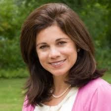 Laura Newland's Instagram, Twitter & Facebook