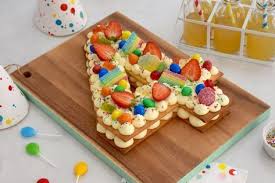 Number Cake Enfant Vanille Fraise Anne Sophie Fashion Cooking Recette Vanille Fraise Gateau Fait Maison Gateaux D Anniversaire Fait Maison