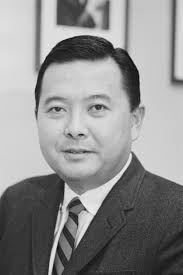 File:Sen. Daniel K. Inouye, head-and-shoulders portrait, facing front.jpg