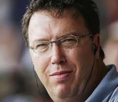 Derek Pringle's Instagram, Twitter & Facebook