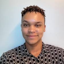 Toni Gannon's Instagram, Twitter & Facebook