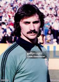 48 García Remón Photos & High Res Pictures