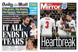 La storia del giornalismo inglese si sviluppa lungo vari secoli, a partire dall'apparizione delle prime gazzette, all'inizio del seicento, fino a oggi. Htl0ba8hg5jchm