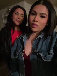 melanie juarez (@melaniejuarez_)