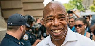 LV_El expolicía Eric Adams se convierte en el segundo alcalde negro de  Nueva York