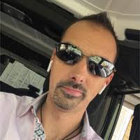 Robert Pickrell's Instagram, Twitter & Facebook