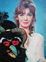 Secvenţă din emisiunea „100 de ani de cinematograf, difuzată pe tvr2, cu cezara dafinescu şi mitică popescu în sceneta „răzbunarea femeii păianjen de. Cezara Dafinescu AratÄƒ Incredibil La 72 De Ani DezvÄƒluiri Despre BÄƒrbaÈ›ii Celebri Care Au Curtat O In TinereÈ›e Galerie Foto Stiri Vedete Si Evenimente Viva Ro