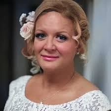 Leanne Devine's Instagram, Twitter & Facebook