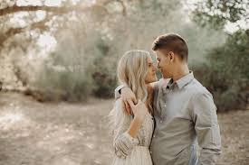 When a princess is shrunken by an evil wizard, sinbad must undertake a quest to an island of monsters to cure her and prevent a war. Chandra Delite