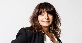 Sara Lord's Instagram, Twitter & Facebook