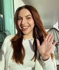 Cristina Ferran's Instagram, Twitter & Facebook