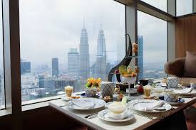 Set in the heart of kuala lumpur's golden triangle, the commercial, shopping and entertainment hub of malaysia, our kuala lumpur hotel is an urban oasis is in the midst of cosmopolitan kl. High Tea At Level 53 Altitude Banyan Tree Kl I Come I See I Hunt And I Chiak