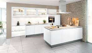 Weiße küche welche wandfarbe neu weiße hochglanz küche from weiße kommode hochglanz. Moderne Einbaukuche Classica 1230 Grifflos Weiss Hochglanz Kuchenquelle