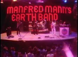 Manfred Mann S Earth Band Blinded By The Light Live Midnight Special 1977 Manfred Mann S Earth Band The Midnight Special Pop Bands