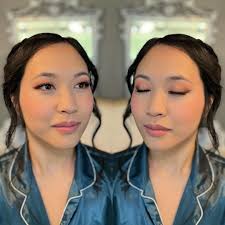 Sarah here with a quick coffee break! <literally> ☕ Hello again! I get  that: 1. This is a weird photo, and 2. This isn't directly makeup related  but hear me out... 1. I'm