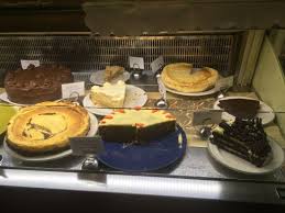 Leckerer kuchen zum tee in 5 minuten alles gemischt und im ofen! Super Leckerer Kuchen Macadamianuss Kuchen Und Brownie Bomb Sehr Schone Chilliges Cafe Picture Of Cafe Asawako Panajachel Tripadvisor