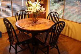 my new old kitchen table and chairs