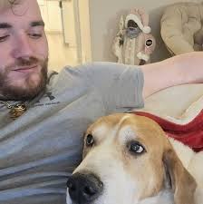 Not your average welcome kit. Quad Launch Edition comes with Power Bank,  Key Fob, a cast car model, valve stem caps, a personal letter, license  plate holder and a vehicle print.