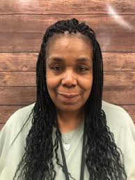 Vivian Ingram's Instagram, Twitter & Facebook