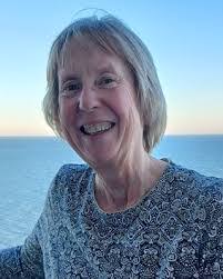 Meredith Lutz's Instagram, Twitter & Facebook