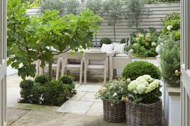 Kleiner Garten Gestaltung Und Ideen Im Shabby Look Garten Kleiner Garten Garten Design