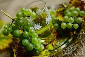 Se avete dubbi su come fare, con questa guida potrete ricevere consigli utili, trucchi e metodi semplici oltre che naturali. Come Fare Il Vino A Casa 3 Ricette Provate Di Vino All Uva