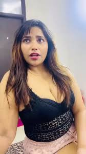 Saloni Noor - Tight Ass ft. Saloninoor by Desi Saloni: Striptease, Chubby,  Girl Masturbating, Indian, Desi Porn | Faphouse