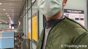 Điện thoại samsung galaxy a7 2018 chính hãng là smartphone 2 sim, giá rẻ, có trả góp. S Qet9i3f7h5km