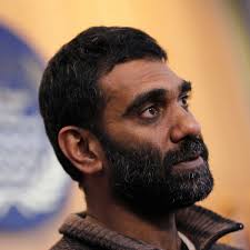 Stafleden eisen vertrek Greenpeace-bazen