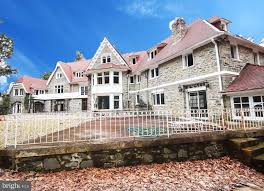 1231 Susquehanna Road, Jenkintown, Pennsylvania c.1910. 9,353 square feet.  6 bedrooms, 4.5 baths