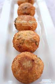 Perkedel Kentang Potato Fritters Recipe Food Potato Fritters Recipes