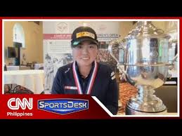 She is of mixed origin and was born to a filipina mother and a japanese father, hence her japanese name. Yuka Saso First Filipino Golfer To Win The U S Women S Open Championship Trending Spot